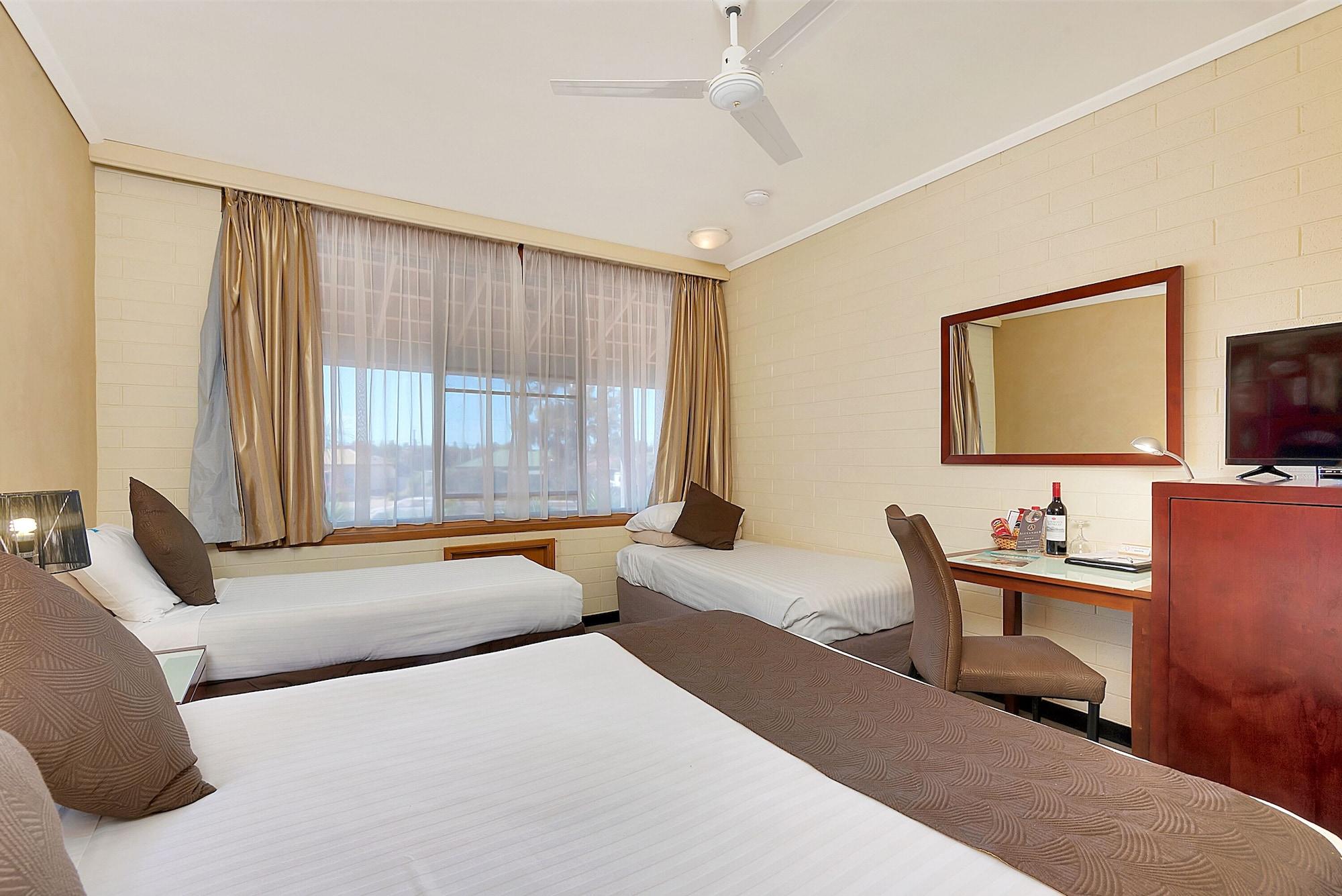 Comfort Inn ไวอาลา ภายนอก รูปภาพ