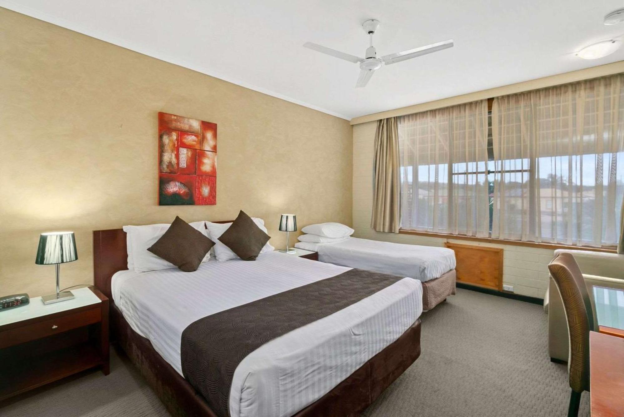 Comfort Inn ไวอาลา ภายนอก รูปภาพ