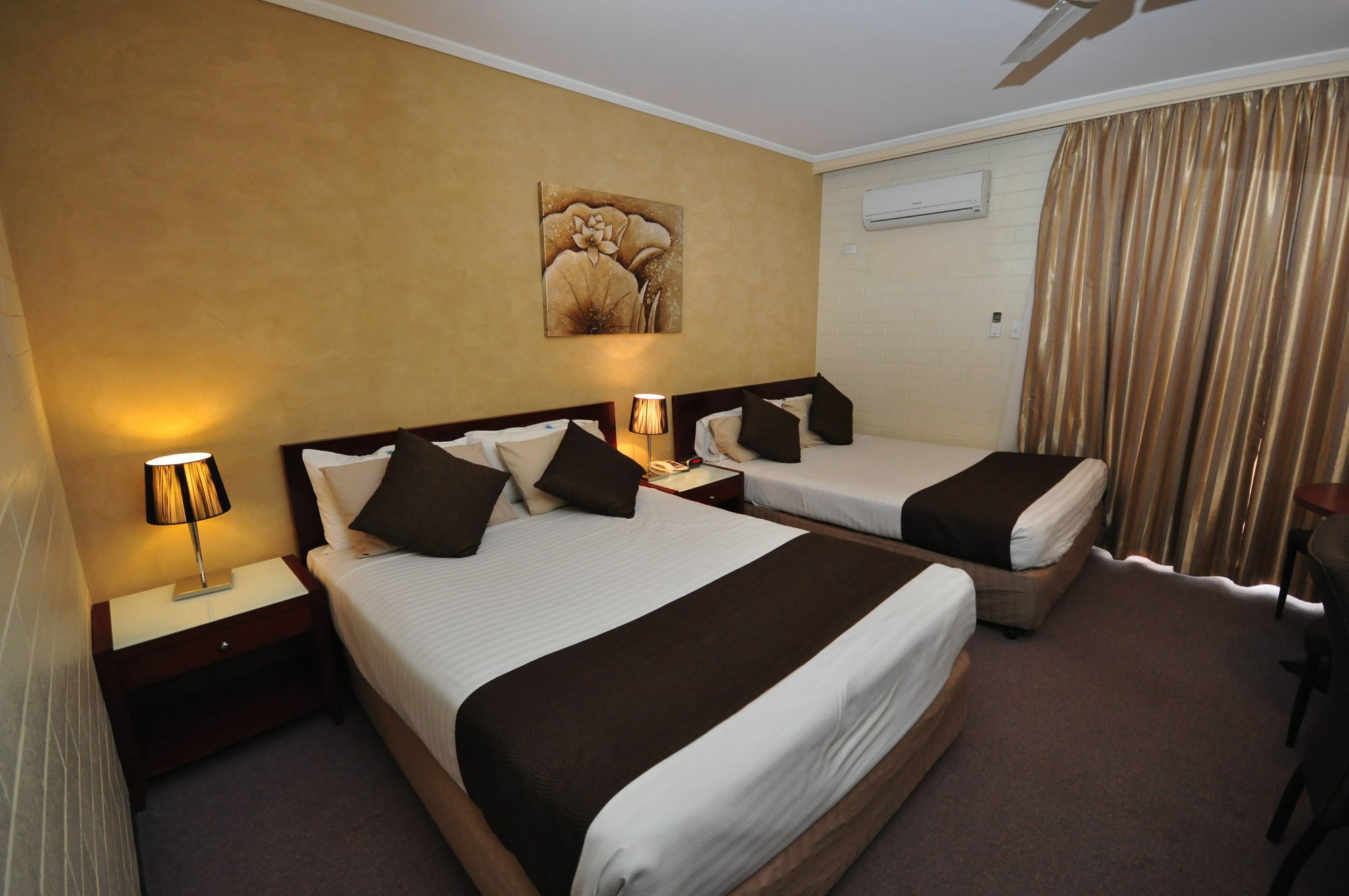 Comfort Inn ไวอาลา ภายนอก รูปภาพ